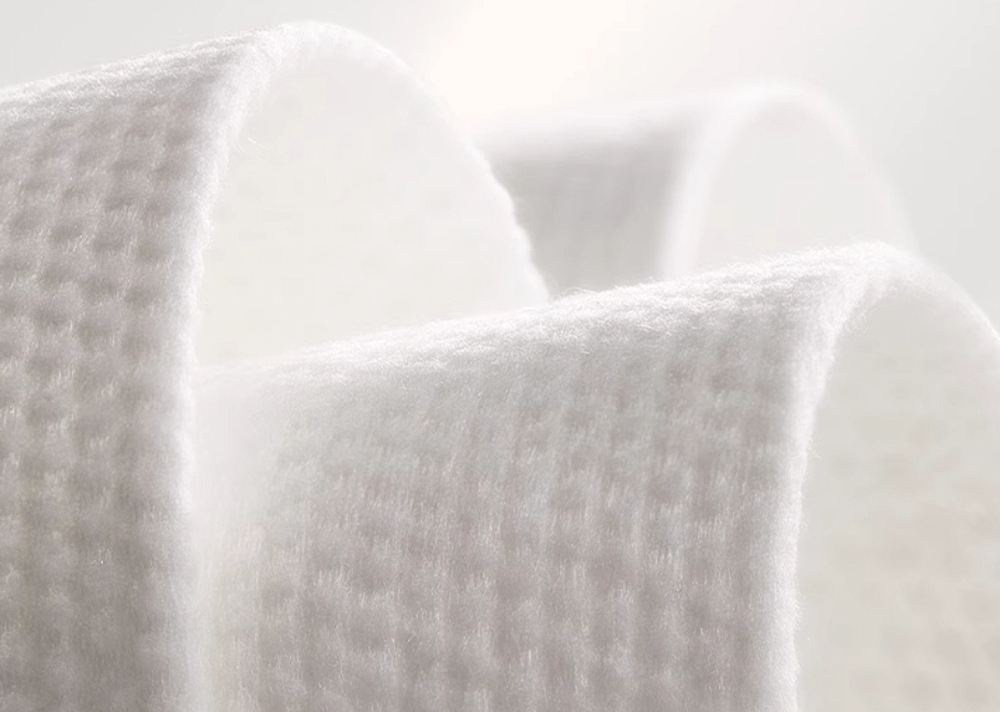 The implementation of new standards empowers innovation, drives upgrading, and the cosmetics non-woven fabric industry enters a new era of quality development